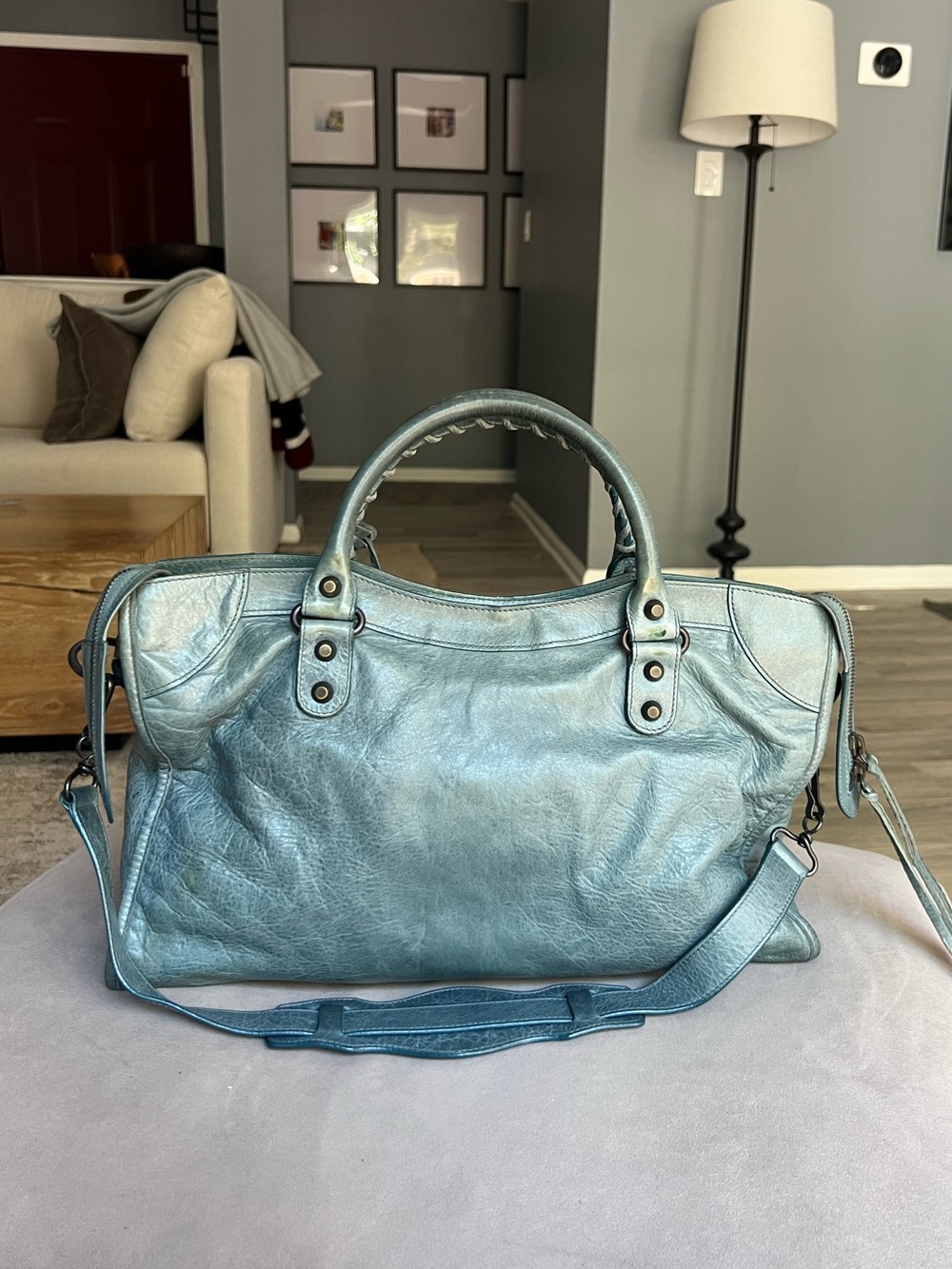 Balenciaga Classic Leather City Bag - Picture 3 of 16